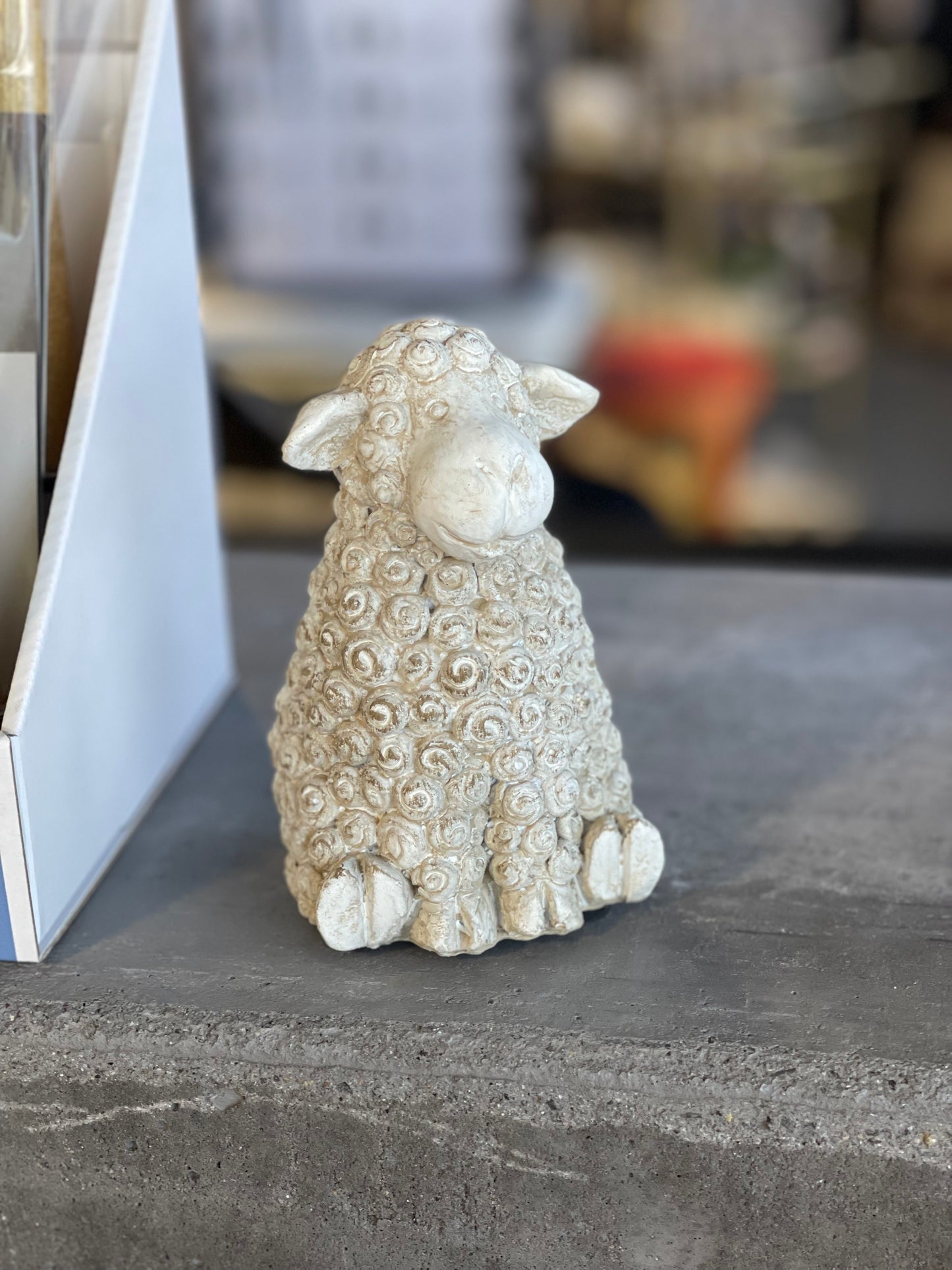 Sitting Sheep | Small