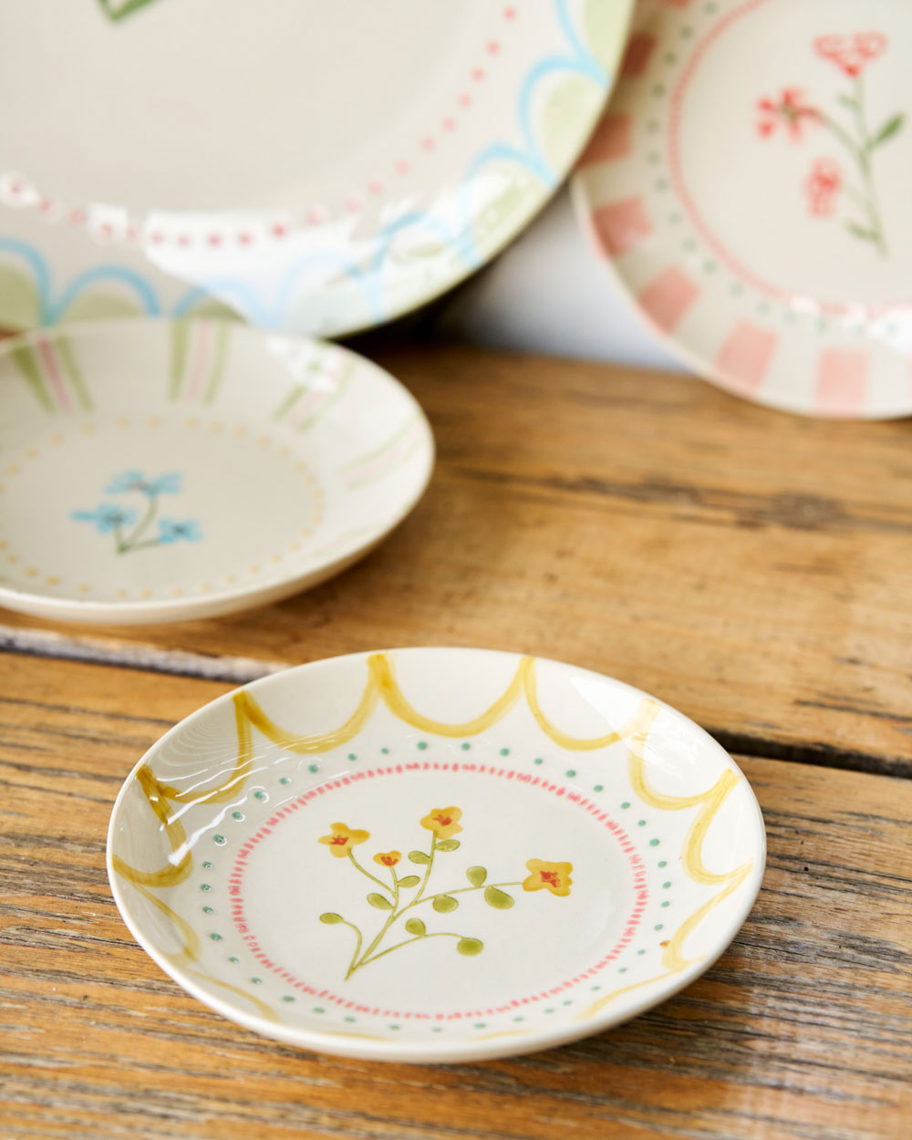 
                  
                    Robert Gordon Side Plate | Yellow Bush Pea
                  
                