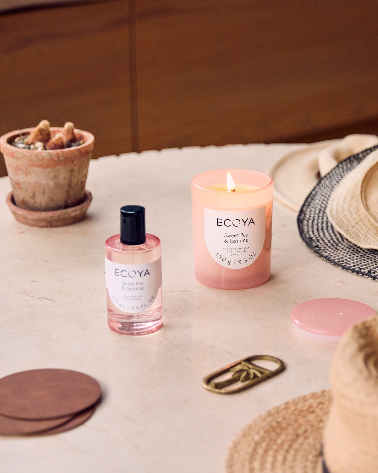 
                  
                    Ecoya Sweet Pea & Jasmine Metro Candle 280g
                  
                